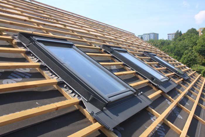 installation fenêtre de toit velux toiture